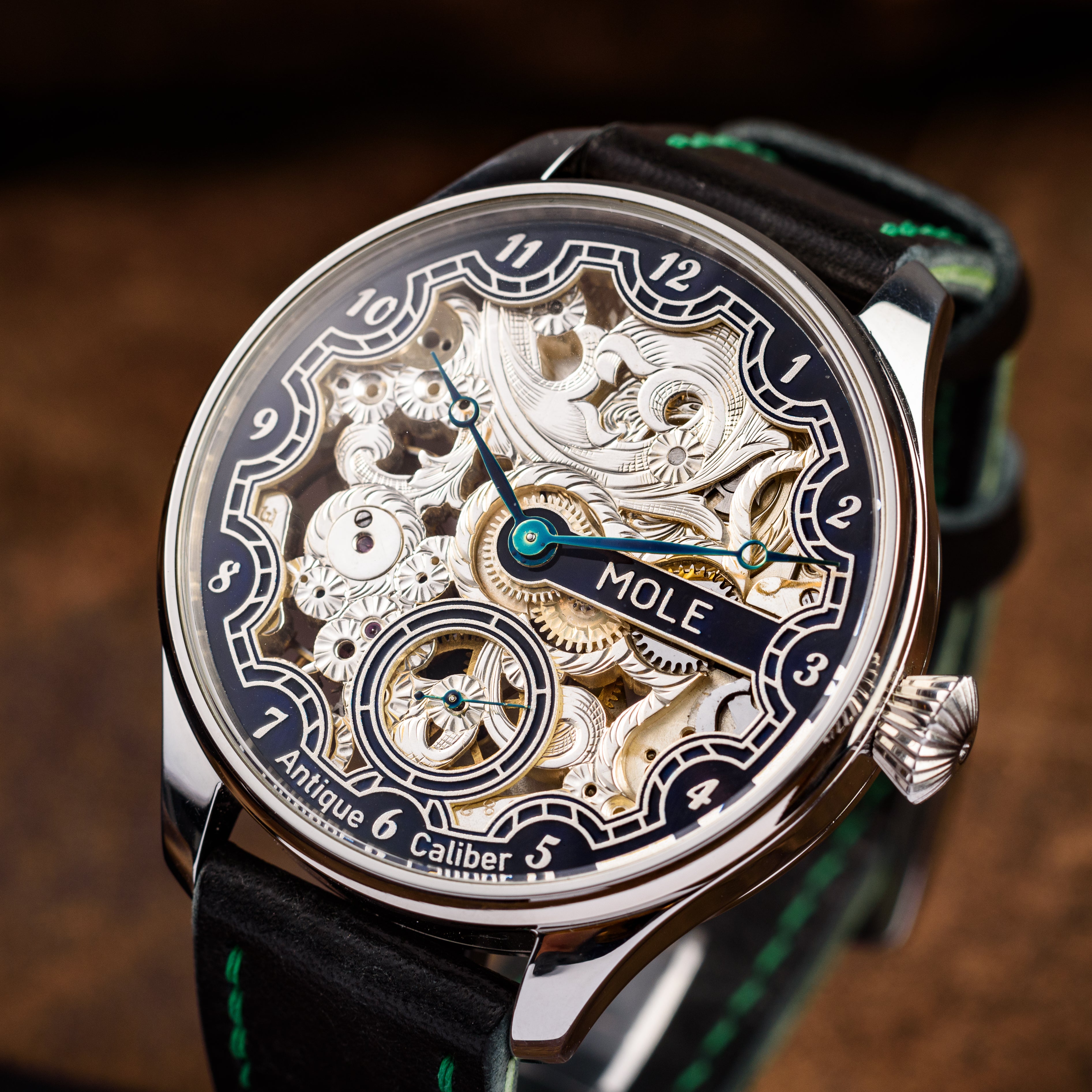 Mole. Antique Caliber 5. Movement 1920s