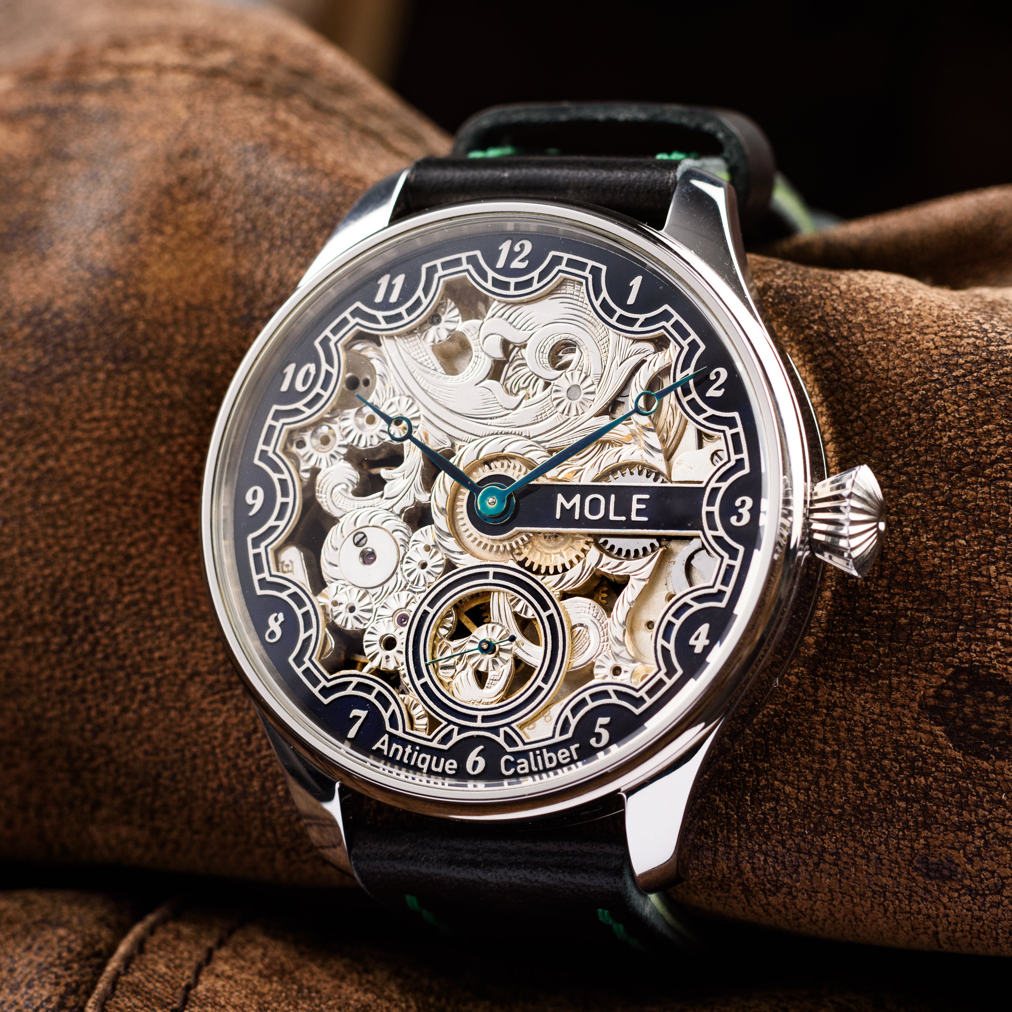 Mole. Antique Caliber 5. Movement 1920s