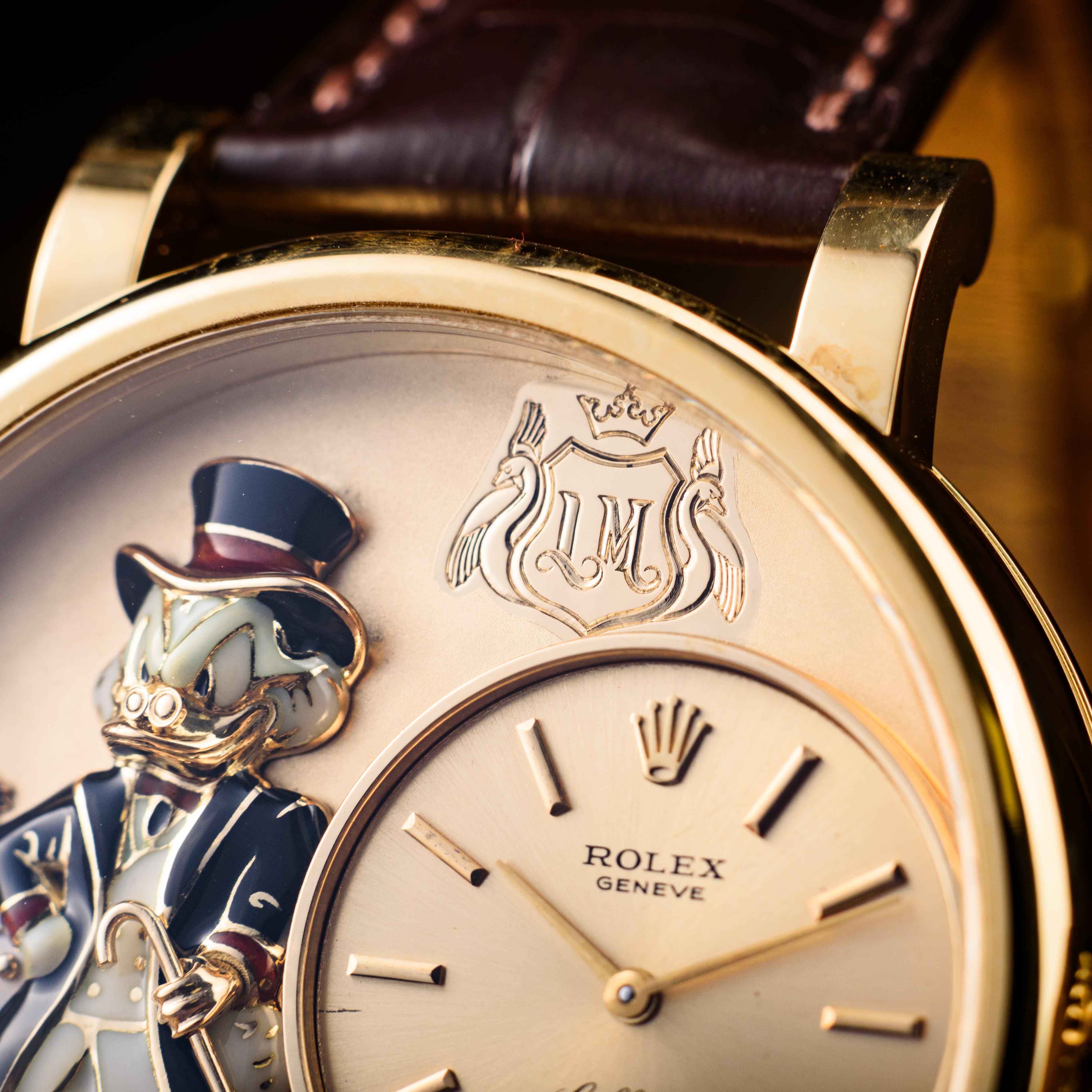 Mole custom watch - Rolex Cellini & Donald, 1960s movement 47mm 750' gold case