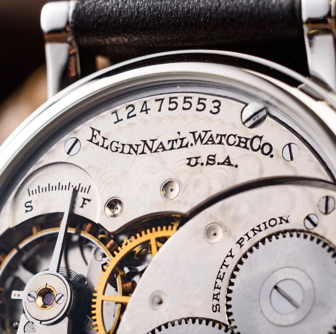 Antique Elgin Classic Mechanical Mens Custom Watch White Dial Wristwatch