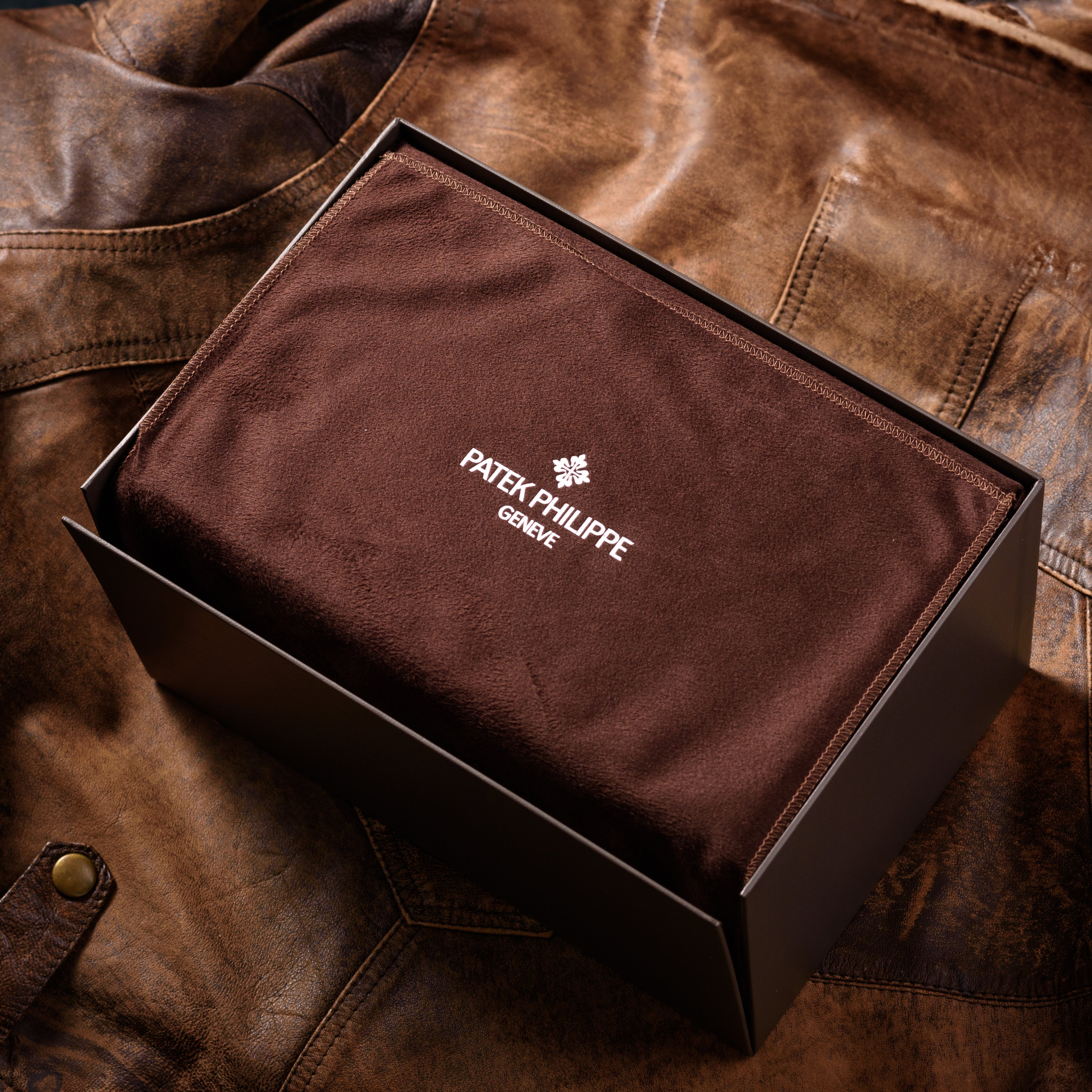 The Patek Philippe box. Watch Accessories