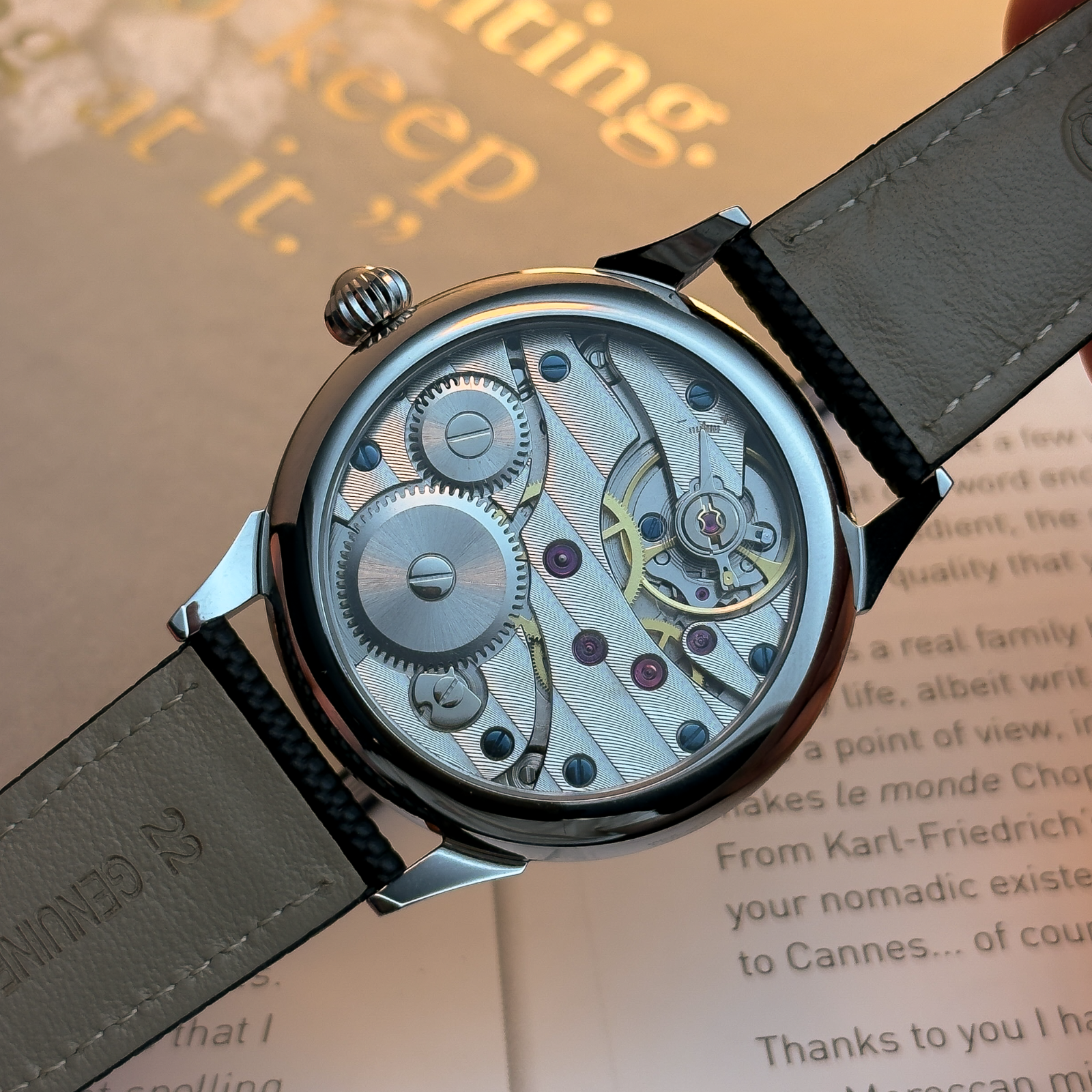 Mole Men's Manual Mechanical Watch – Silver Dial Classic Design Wristwatch